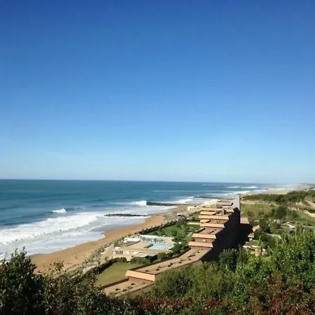 Claudenia : Des Vacances Au Calme A 2km Des Plages Et Du Centre Appartement *