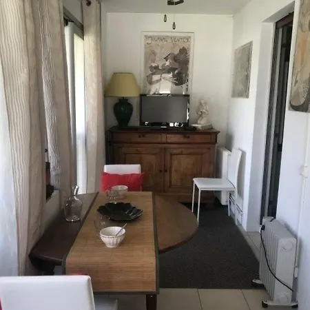 Appartement Claudenia : Des Vacances Au Calme A 2km Des Plages Et Du Centre