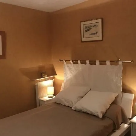 Appartement Claudenia : Des Vacances Au Calme A 2km Des Plages Et Du Centre *